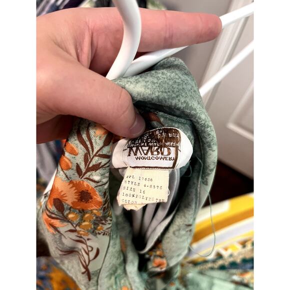 1970s Montgomery Ward Orange Mint Green Fall Floral Dagger Collar Disco Dress M - Picture 3 of 10